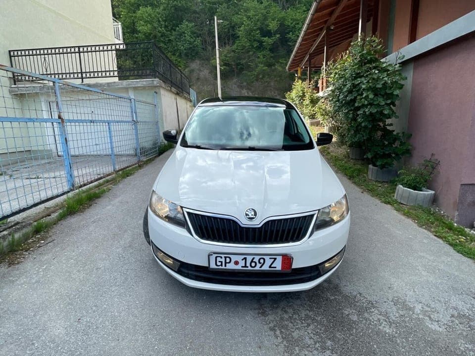 Skoda Rapid 2015 Travnik 1