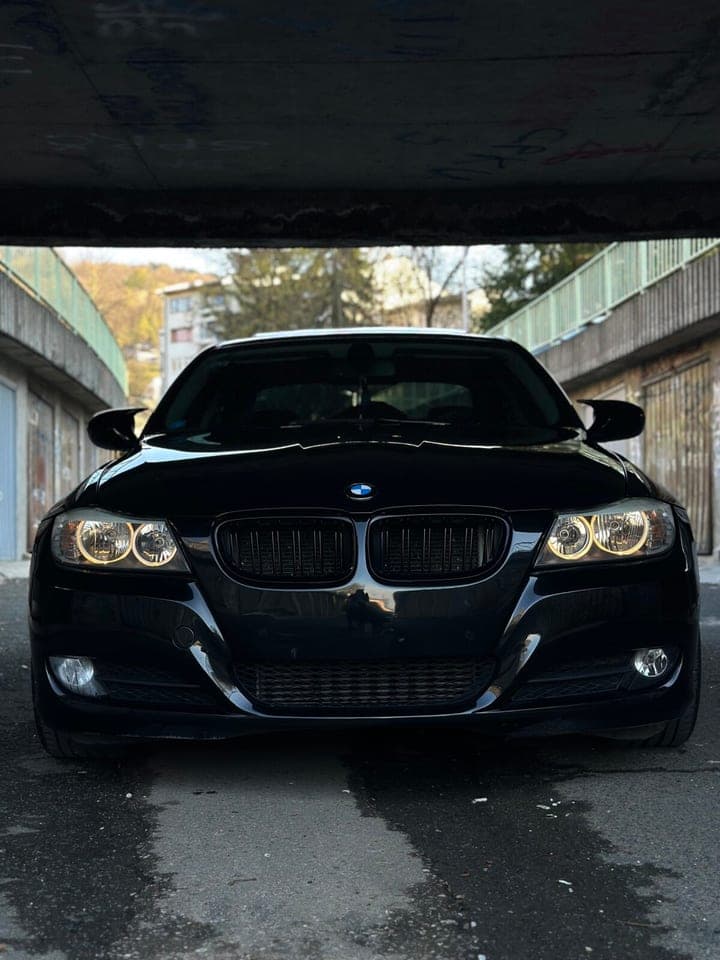 BMW 318 2009 Banja Luka 1