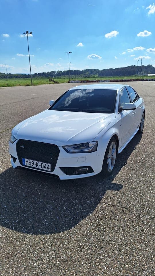 Audi A4 2012 Bijeljina 1