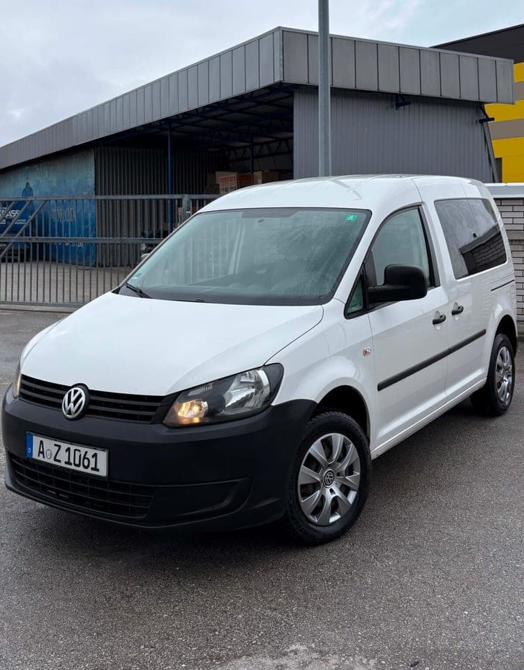 Volkswagen Caddy 2015 Visoko 1
