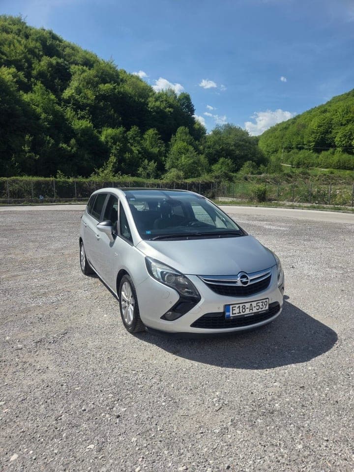 Opel Zafira Tourer 2016 Sarajevo 1
