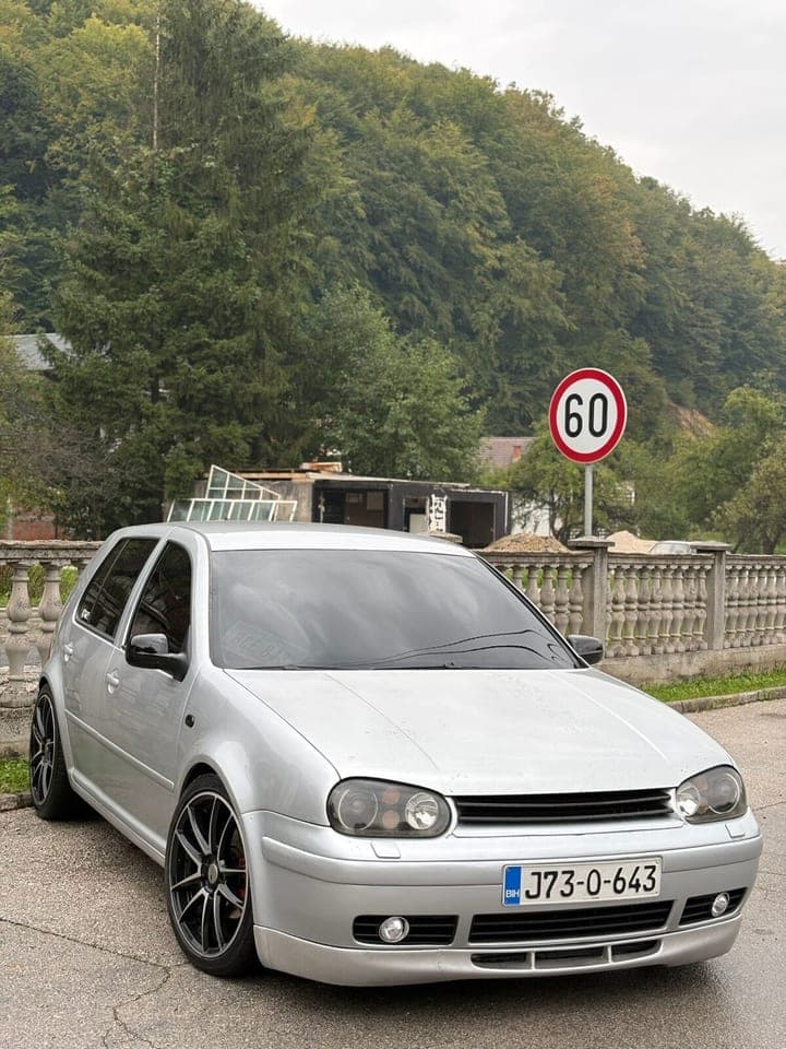 Volkswagen E-Golf 2003 Busovača 1