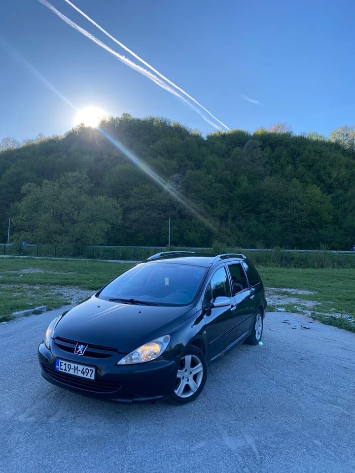 Peugeot 307 2002 Hadžići 1