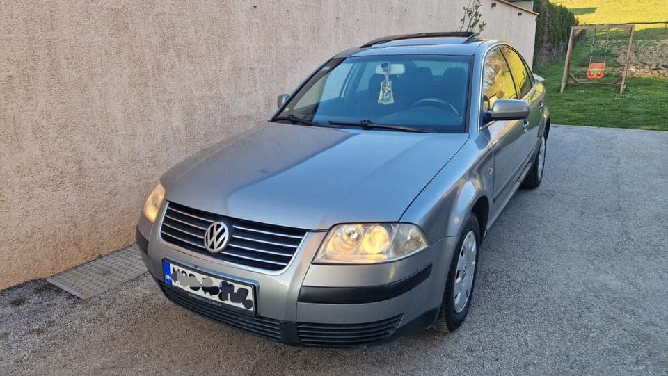 Volkswagen Passat 2002 Visoko 1