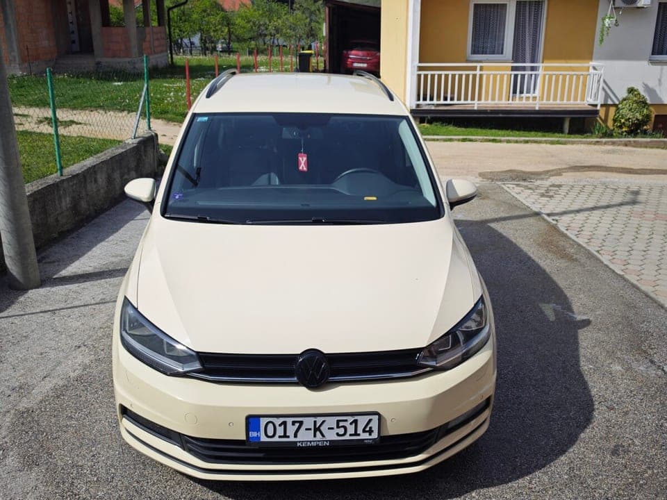 Volkswagen Touran 2017 Kiseljak 1