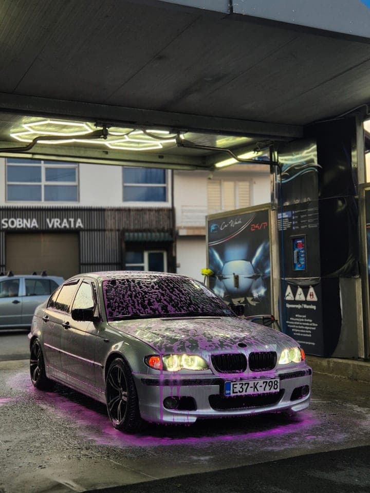 BMW 320 2003 Bihać 1