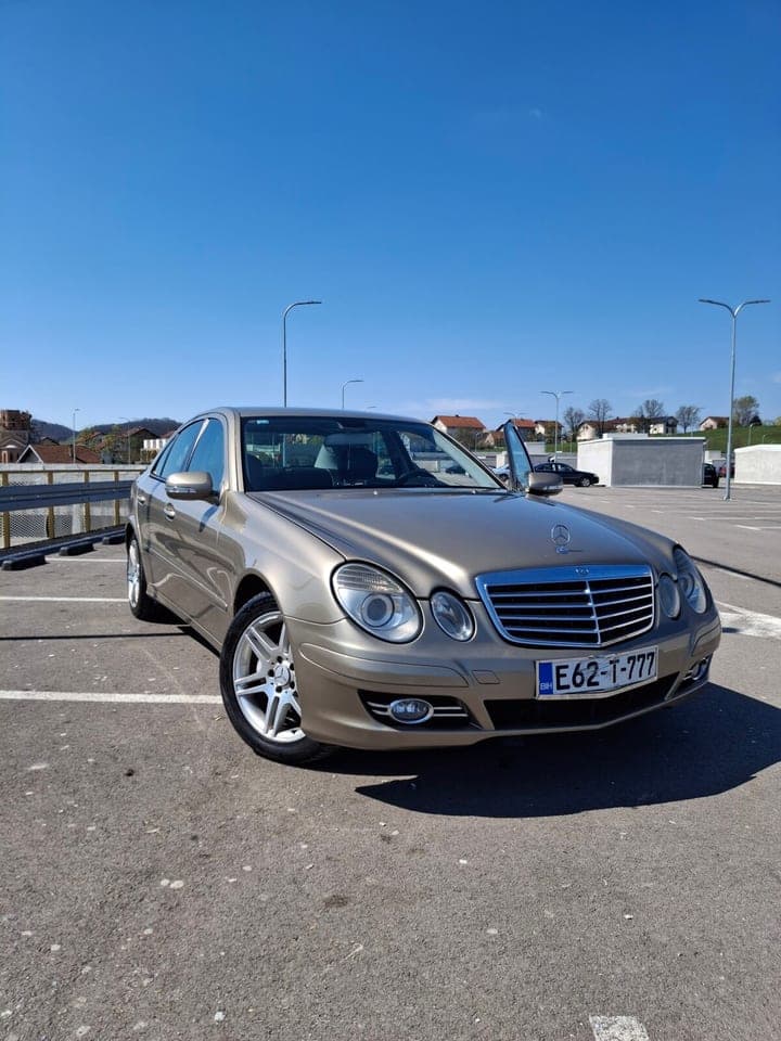 Mercedes-Benz CE 200 2006 Banja Luka 1