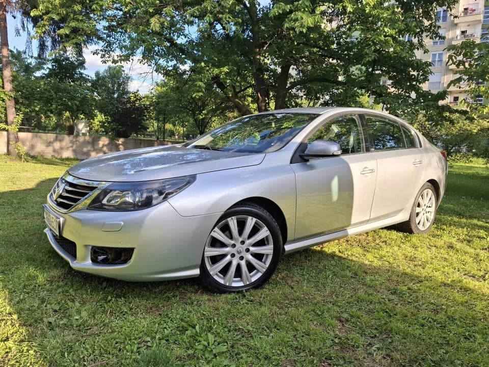 Renault Latitude 2011 Zenica 1
