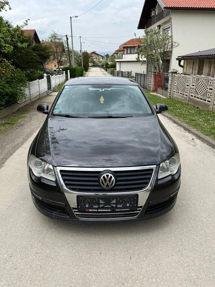 Volkswagen Passat 2005 Visoko 1