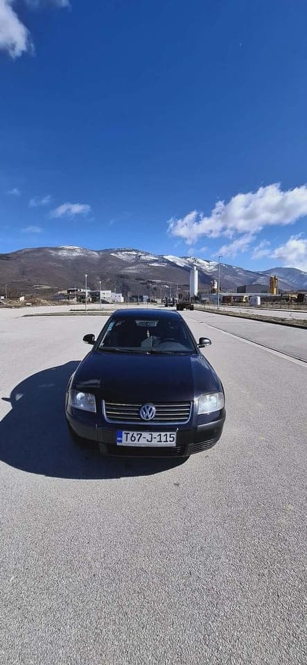 Volkswagen Passat 2004 Bugojno 1