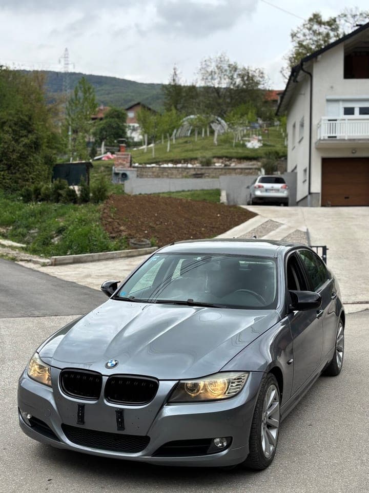 BMW 320 2010 Zenica 1
