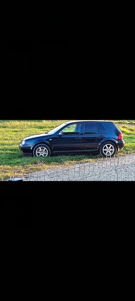 Volkswagen E-Golf 2002 Kalesija 1