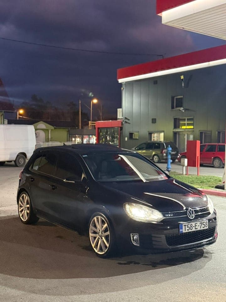 Volkswagen E-Golf 2012 Brčko 1