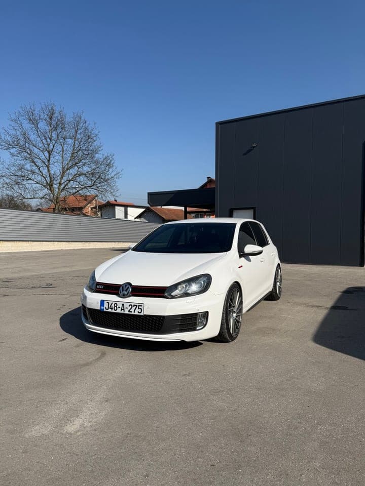 Volkswagen Golf GTI 2012 Visoko 1