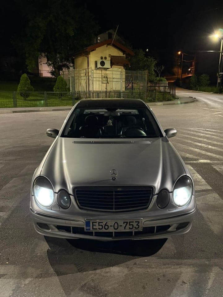 Mercedes-Benz E 270 2003 Sarajevo 1