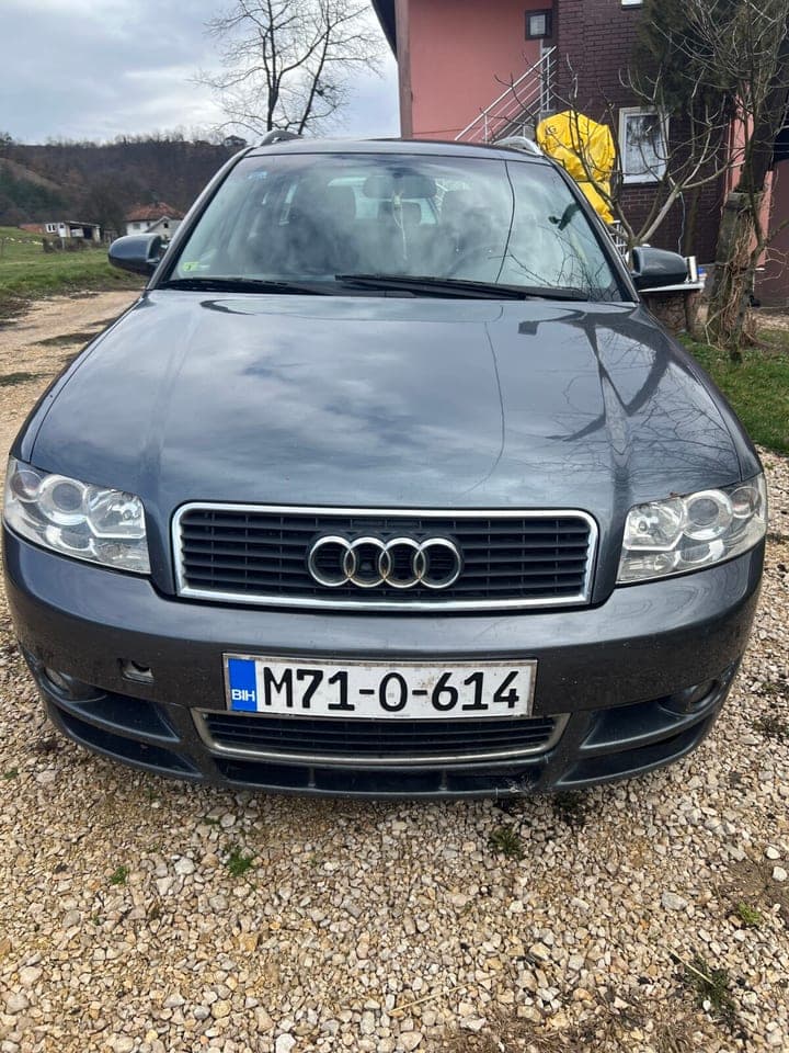 Audi A4 2002 Gračanica 1