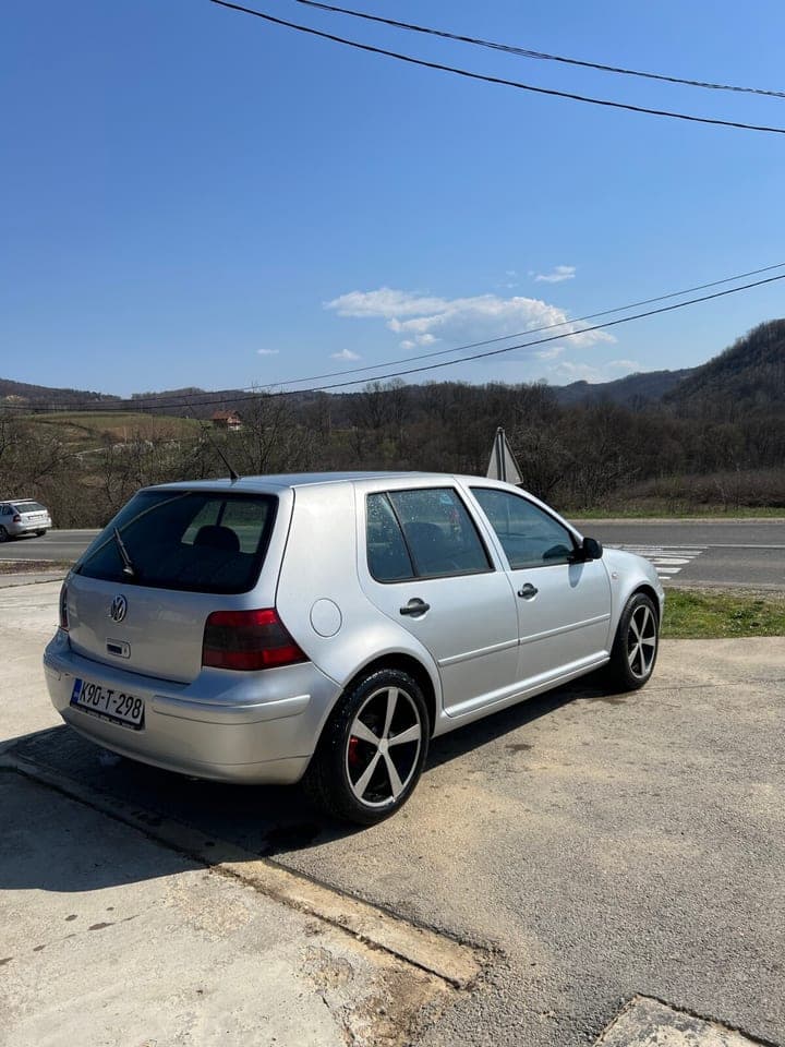 Volkswagen E-Golf 2001 Šekovići 1