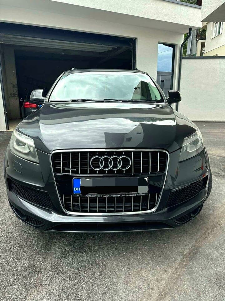 Audi Q7 2010 Sarajevo 1