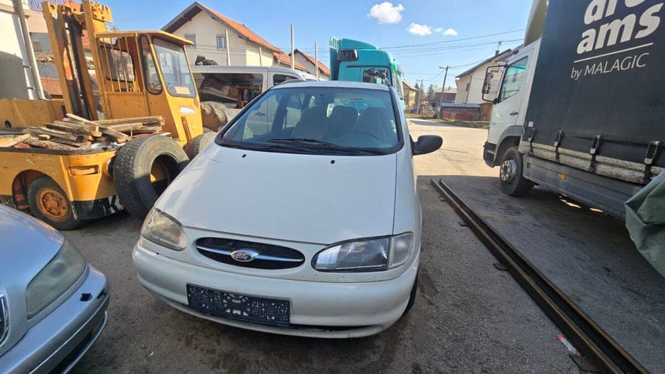 Ford Galaxy 1999 Sokolac 1