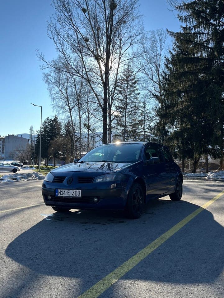 Renault Megane 2004 Istočno Sarajevo 1